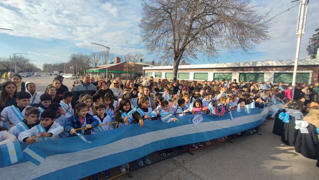 Emotiva Ceremonia de Promesa a la Bandera