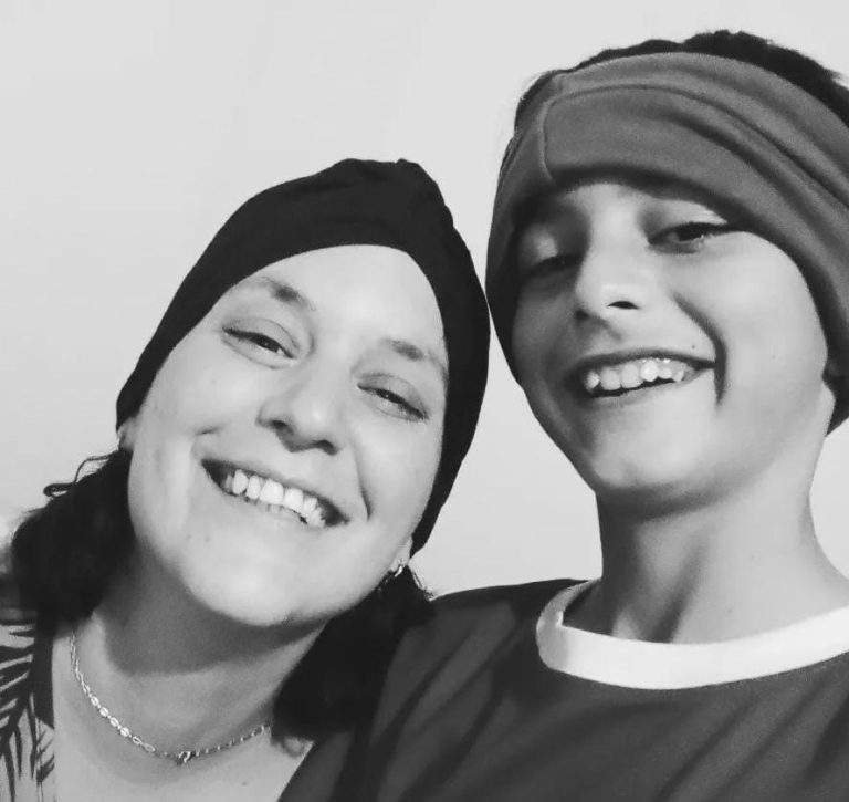 Solidarios: Vecinos de Las Tardes lanzan rifa para ayudar a vecina con Cáncer de Mama