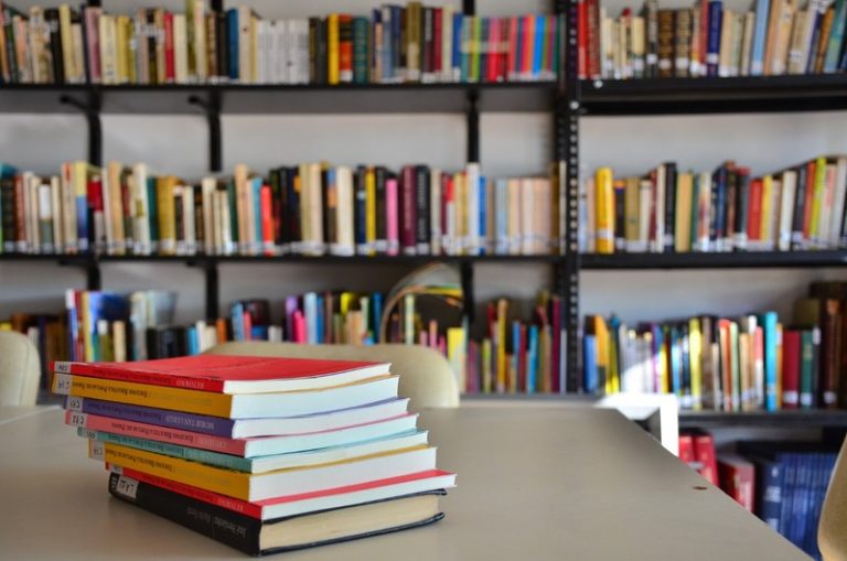 La Biblioteca Popular celebra el Día Internacional del Libro con una propuesta creativa y familiar
