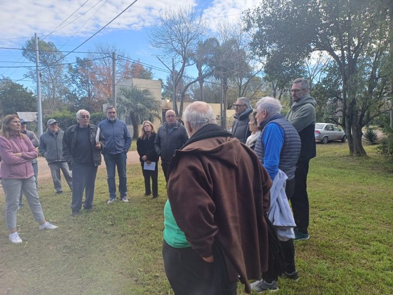 Vecinal Los Aromos reclama mejoras urgentes en el servicio eléctrico