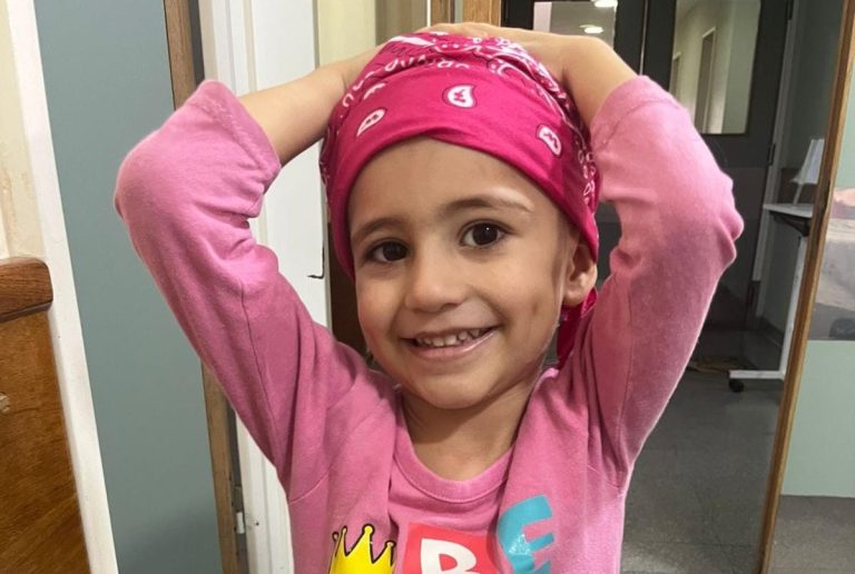 Piden ayuda para Cielo, una nena de 4 años en tratamiento de quimioterapia