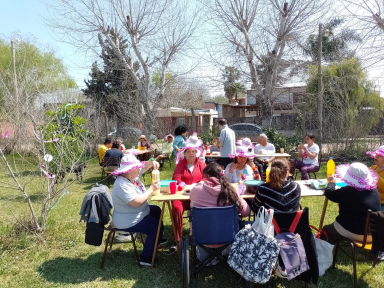 Bingo, tortas y encuentro: la apuesta de Juntos para este sábado