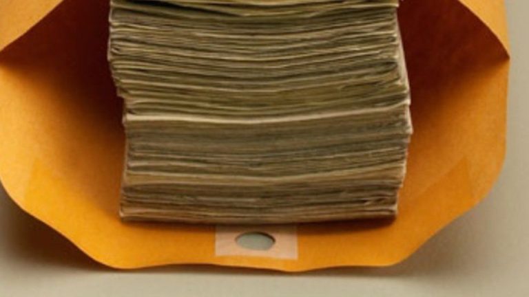 Un albañil perdió dinero en TDS3 destinado al cumpleaños de 15 de su hija y muy angustiado pide que se lo devuelvan