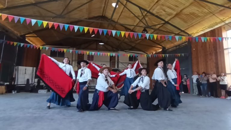El Ballet Nuestra Huella celebrará su primera gran peña este domingo en el Club Independiente