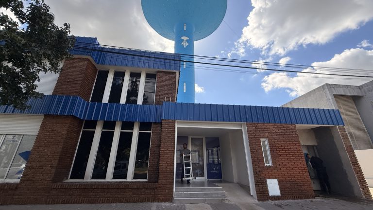 Angeloni renovó mandato y anticipó nuevas inversiones en agua y ósmosis