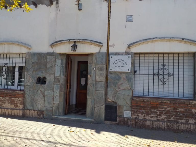 Homenajes, música, almuerzo y baile: Cómo serán los festejos por los 50 años del Centro de Jubilados