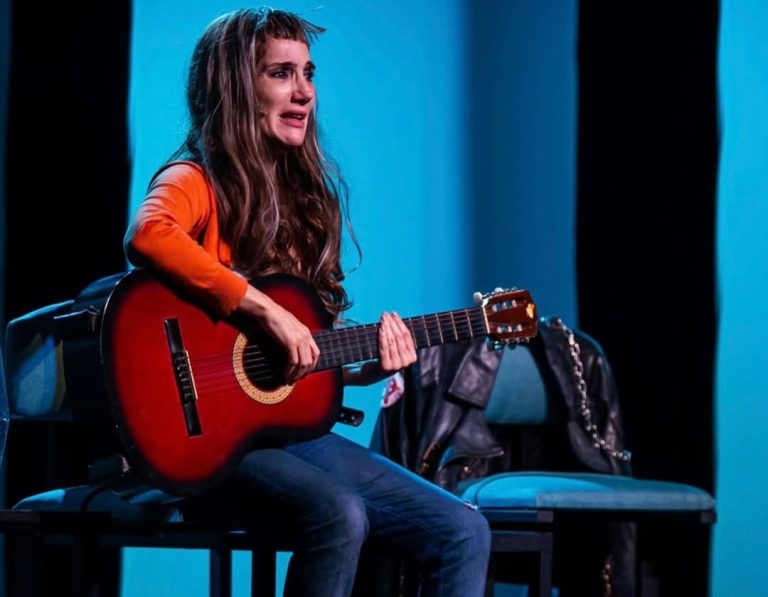 Jorgelina Aruzzi desembarca en Roldán con “El ser querido”